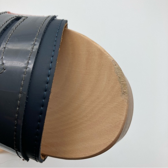 Hunter Refined Penny Loafer Leather and Wood Clog Sandal - Picture 10 of 11